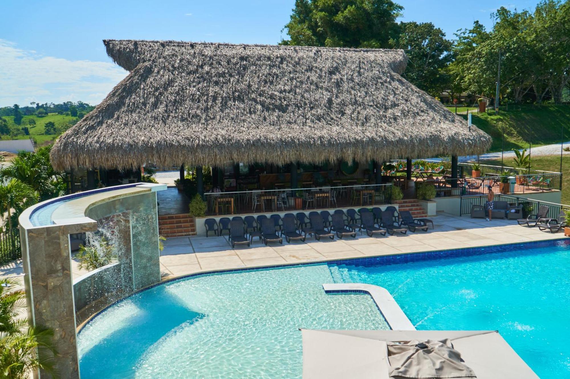 Hotel Arboreo Doradal エクステリア 写真